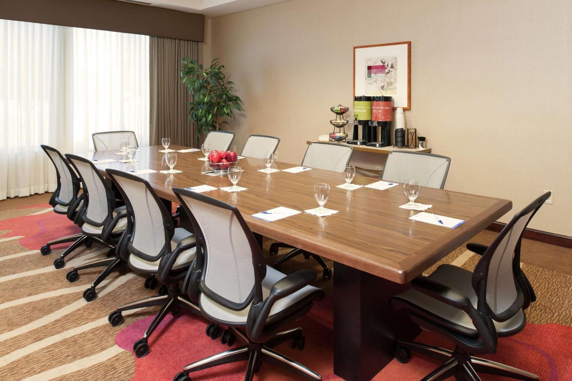 Hilton Garden Inn St. Paul Oakdale Esterno foto